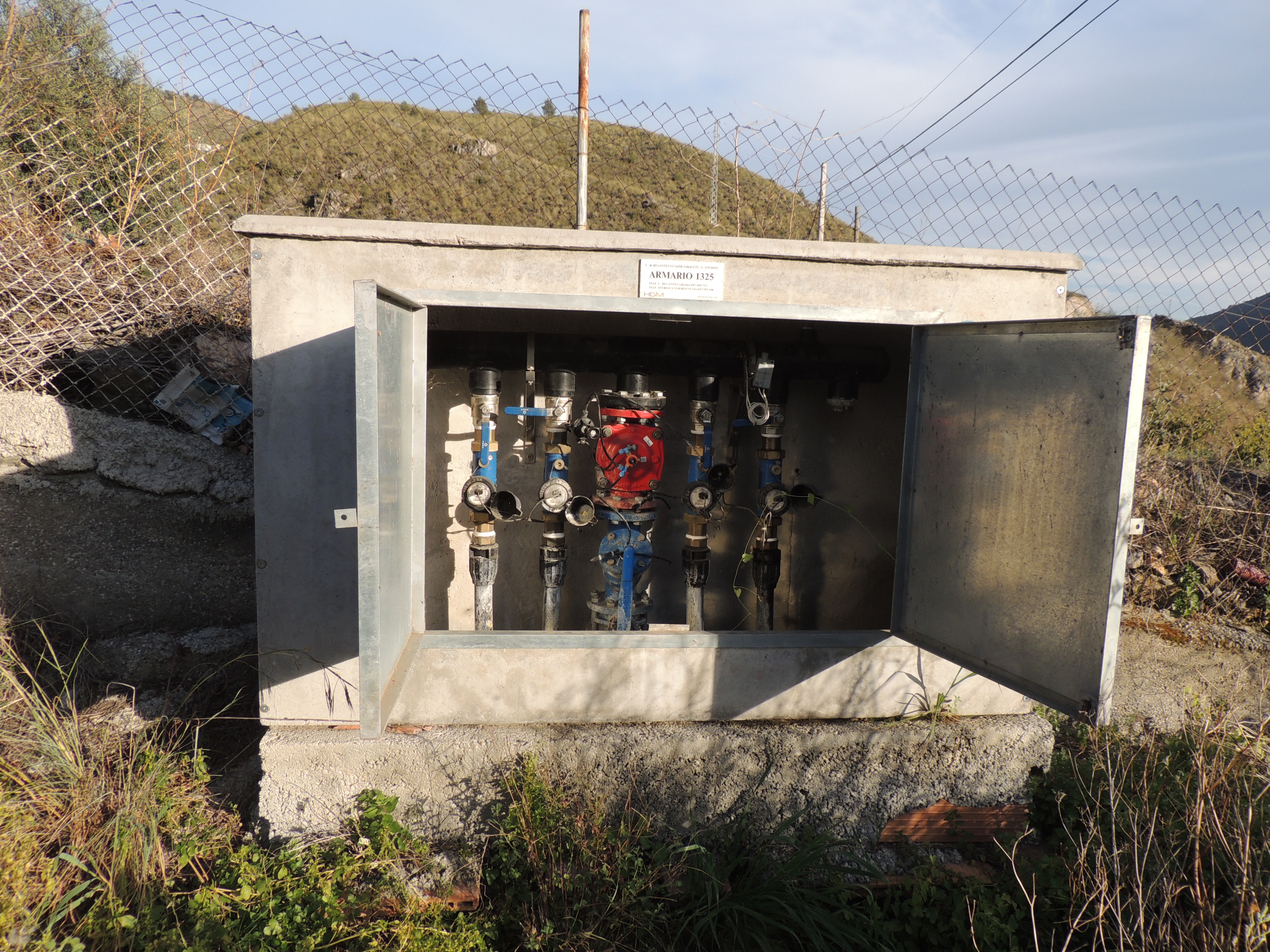 Caseta riego hormigón colector horizontal mod 750